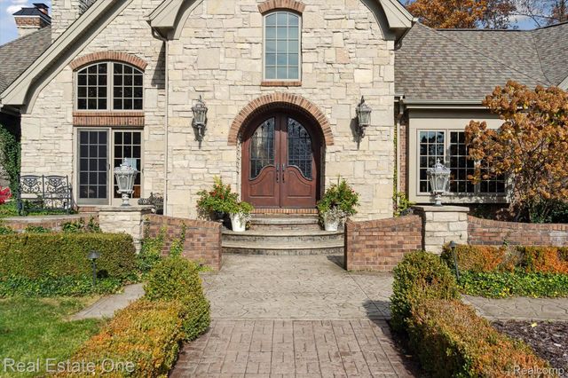 4058 LAKE RIDGE Court, Hadley Township, MI 48455