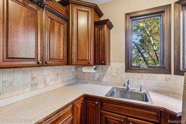 4058 LAKE RIDGE Court, Hadley Township, MI 48455