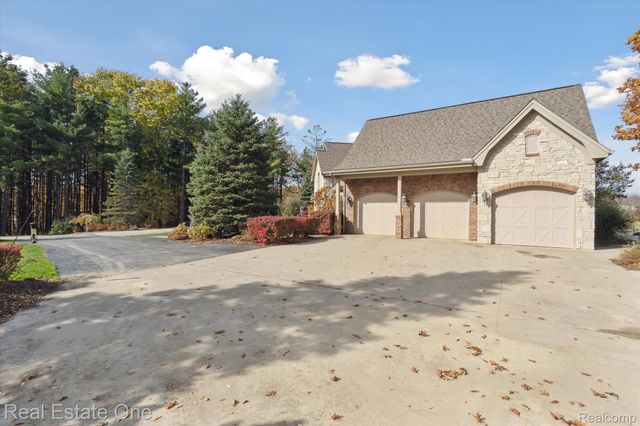 4058 LAKE RIDGE Court, Hadley Township, MI 48455