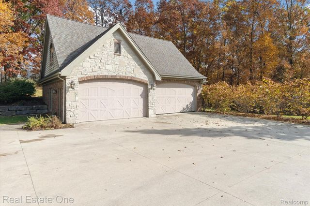 4058 LAKE RIDGE Court, Hadley Township, MI 48455