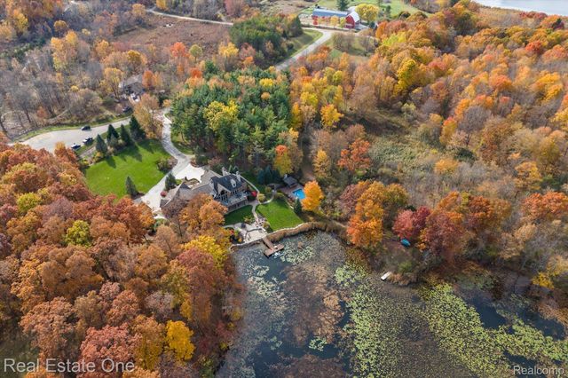 4058 LAKE RIDGE Court, Hadley Township, MI 48455