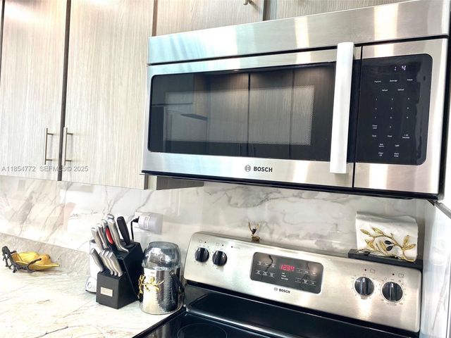 251 174th Street 615, Sunny Isles Beach, FL 33160