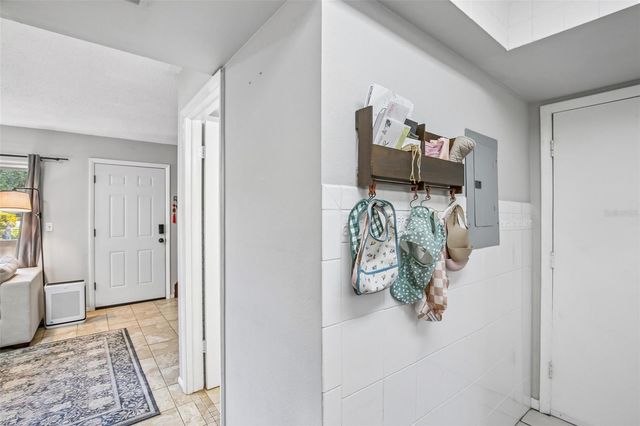 1836 BOUGH AVENUE C, Clearwater, FL 33760