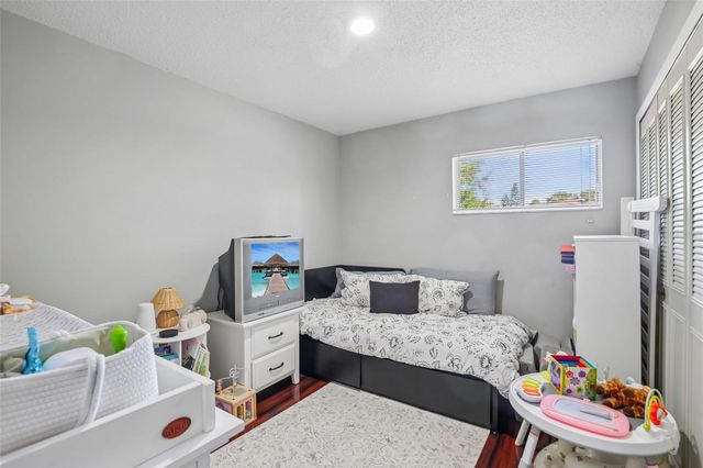 1836 BOUGH AVENUE C, Clearwater, FL 33760