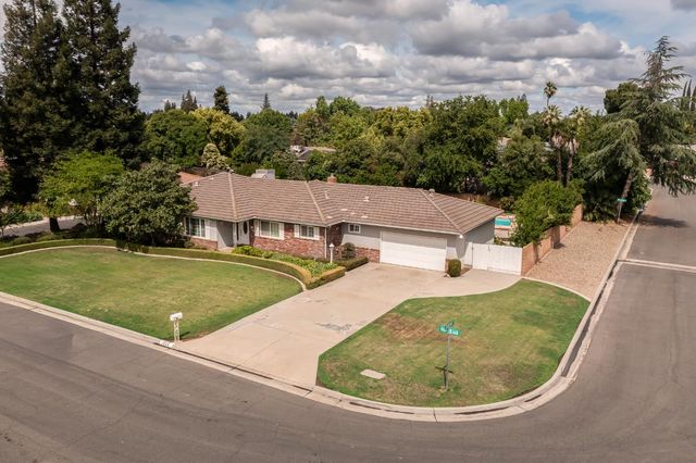 1620 W Vartikian Avenue, Fresno, CA 93711