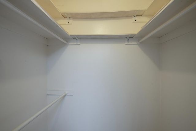 1620 W Vartikian Avenue, Fresno, CA 93711