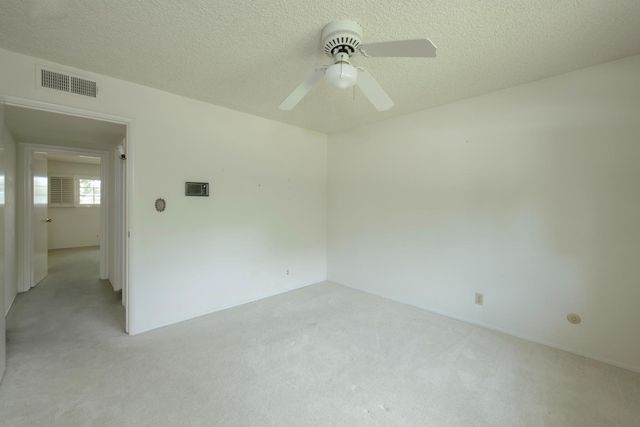 1620 W Vartikian Avenue, Fresno, CA 93711