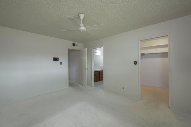 1620 W Vartikian Avenue, Fresno, CA 93711