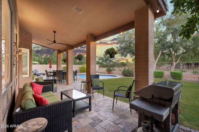 6977 W LONE CACTUS Drive, Glendale, AZ 85308