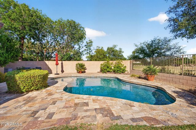 6977 W LONE CACTUS Drive, Glendale, AZ 85308