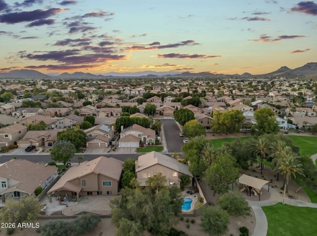 6977 W LONE CACTUS Drive, Glendale, AZ 85308