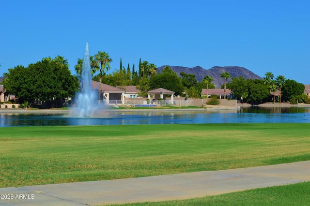 6977 W LONE CACTUS Drive, Glendale, AZ 85308