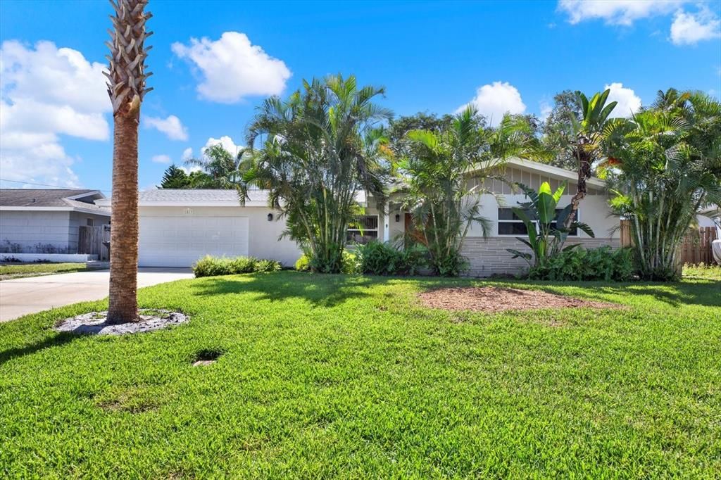 1817 LOMBARDY DRIVE, Clearwater, FL 33755