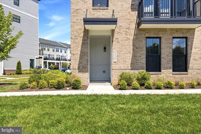 43382 FARRINGDON SQ, Broadlands, VA 20148