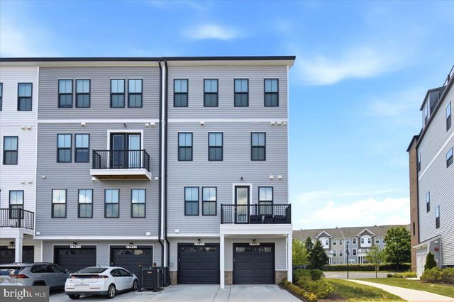43382 FARRINGDON SQ, Broadlands, VA 20148