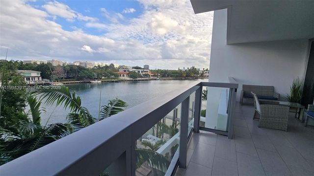 9261 E Bay Harbor Dr 402, Bay Harbor Islands, FL 33154