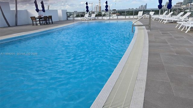 9261 E Bay Harbor Dr 402, Bay Harbor Islands, FL 33154