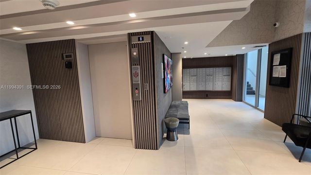 9261 E Bay Harbor Dr 402, Bay Harbor Islands, FL 33154