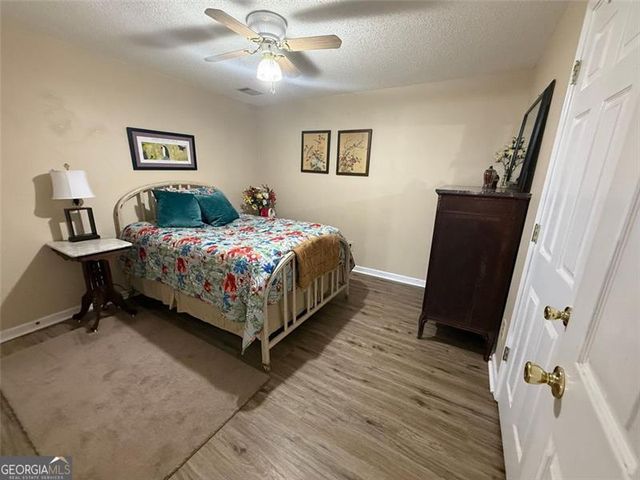 490 GOLDEN Avenue, Dahlonega, GA 30533