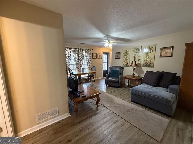 490 GOLDEN Avenue, Dahlonega, GA 30533