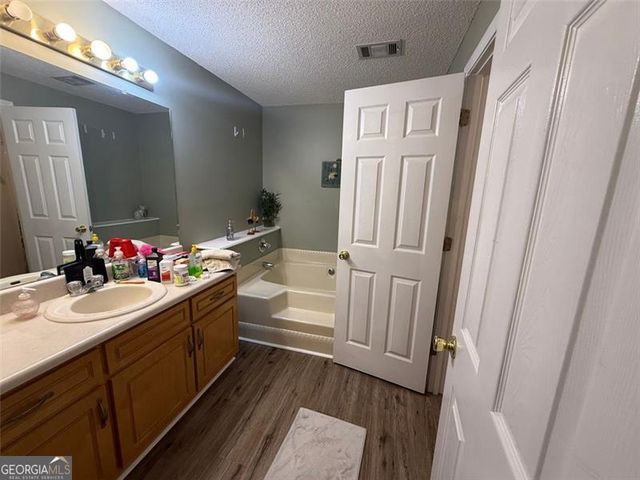 490 GOLDEN Avenue, Dahlonega, GA 30533