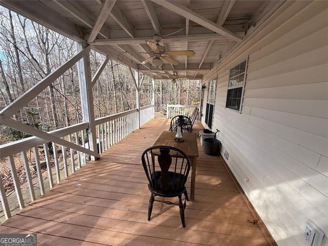 490 GOLDEN Avenue, Dahlonega, GA 30533