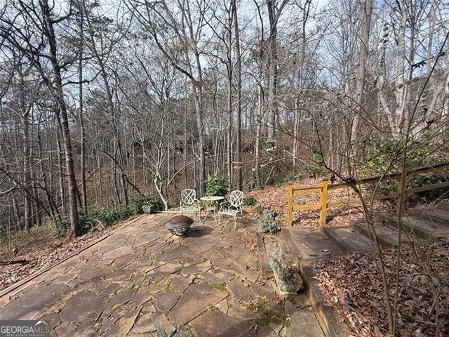 490 GOLDEN Avenue, Dahlonega, GA 30533