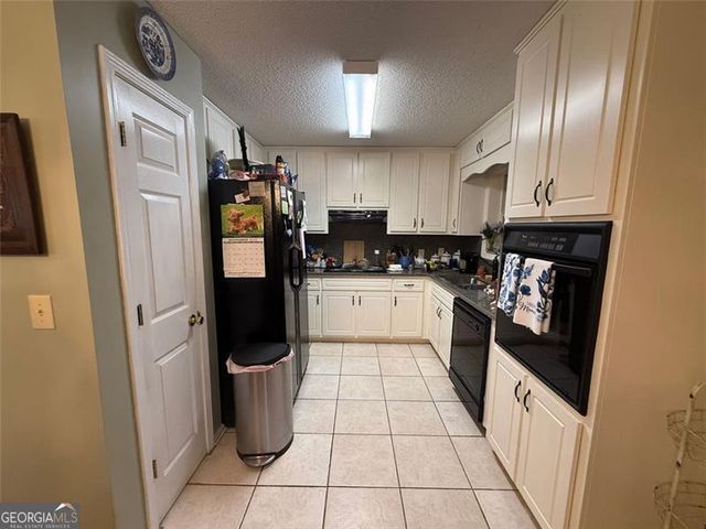 490 GOLDEN Avenue, Dahlonega, GA 30533