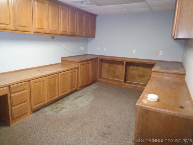 120 E Rogers Boulevard, Skiatook, OK 74070