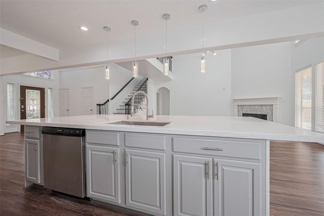 15014 Cabin Run Lane, Sugar Land, TX 77498