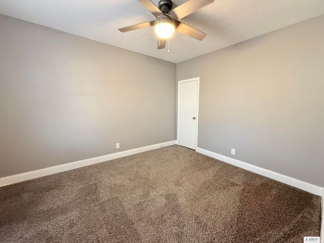 2215 Holdrege Street, Lincoln, NE 68503