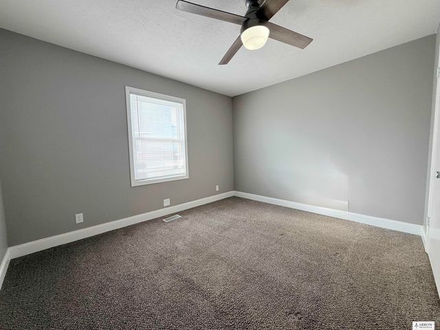 2215 Holdrege Street, Lincoln, NE 68503