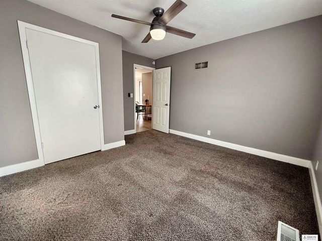 2215 Holdrege Street, Lincoln, NE 68503