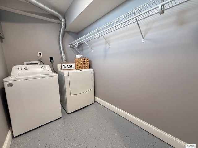 2215 Holdrege Street, Lincoln, NE 68503