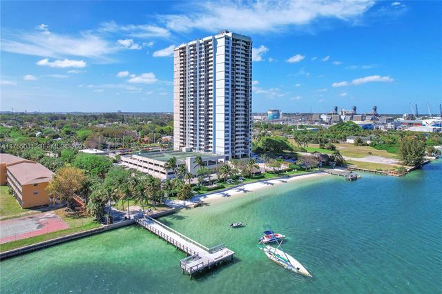 5600 N Flagler Drive 304, West Palm Beach, FL 33407