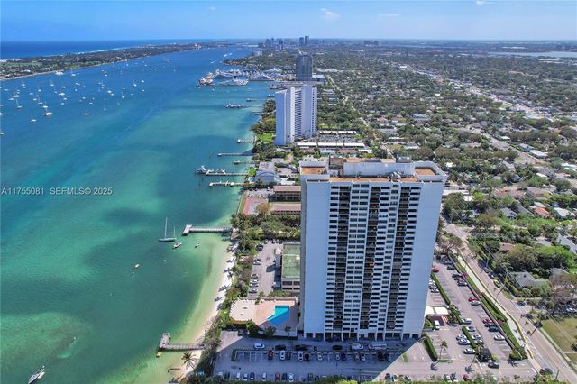 5600 N Flagler Drive 304, West Palm Beach, FL 33407