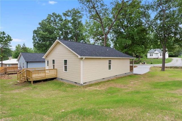 160 Old Fisher Ferry Road, Thomasville, NC 27360