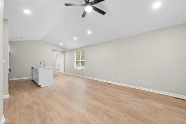 160 Old Fisher Ferry Road, Thomasville, NC 27360
