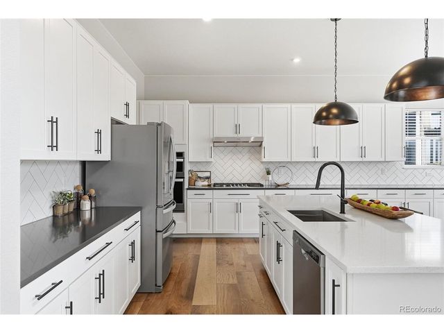 507 Leo Dr, Erie, CO 80516