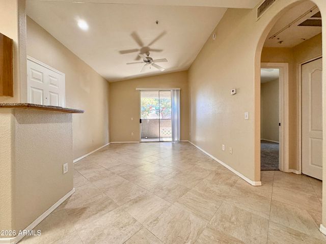 2929 W Yorkshire Drive Unit 2020, Phoenix, AZ 85027