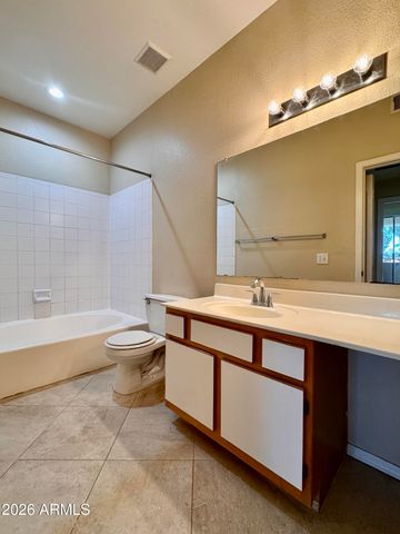2929 W Yorkshire Drive Unit 2020, Phoenix, AZ 85027
