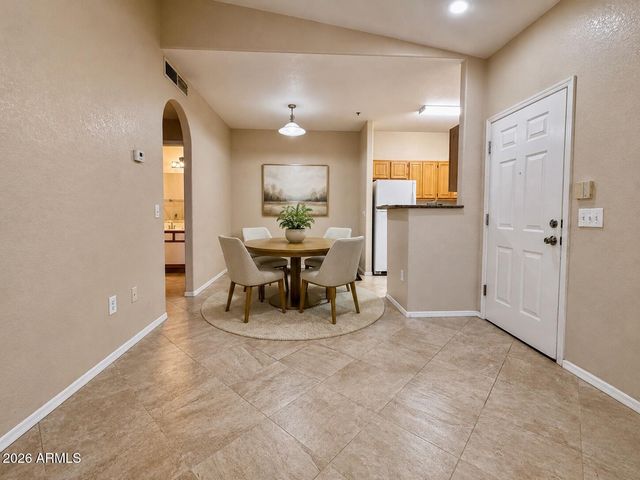 2929 W Yorkshire Drive Unit 2020, Phoenix, AZ 85027