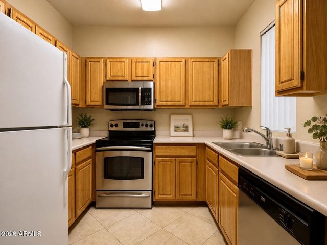 2929 W Yorkshire Drive Unit 2020, Phoenix, AZ 85027