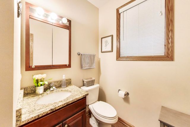 5038 N Rutherford Avenue, Chicago, IL 60656