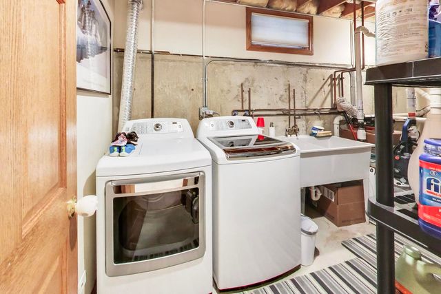 5038 N Rutherford Avenue, Chicago, IL 60656