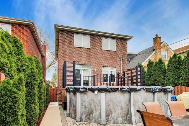 5038 N Rutherford Avenue, Chicago, IL 60656