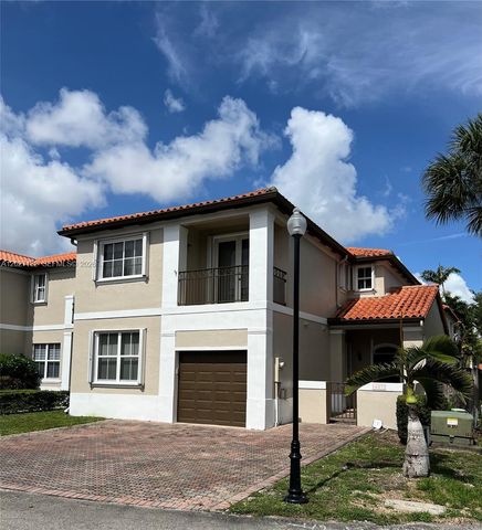 14372 NW 83rd Avenue, Miami Lakes, FL 33016