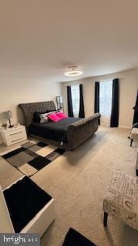 6915 STODDERT LN, Landover, MD 20785