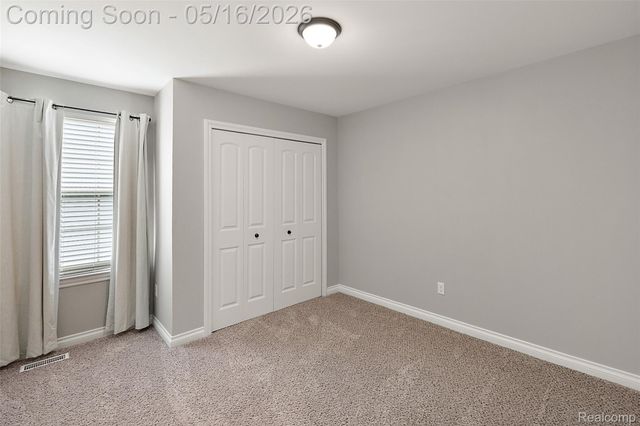 215 La Plaza Court, Royal Oak, MI 48073