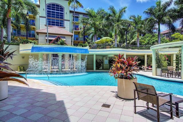 2625 NE 14th Avenue 401, Wilton Manors, FL 33334
